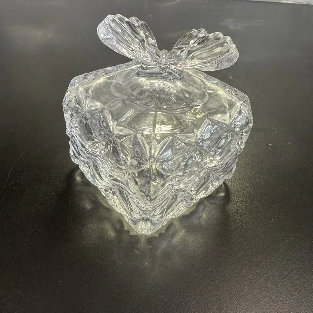 Studio Crystal Amore Collection Butterfly 3 Inch Trinket Box with Lid Romantic‎